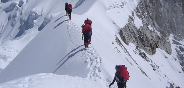 MOUNTAINEERING TOURS